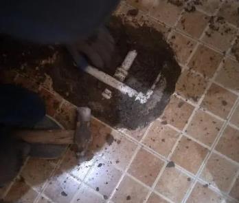 土默特卫生间漏水维修公司为您分享下卫生间渗水如何处理及注意事项